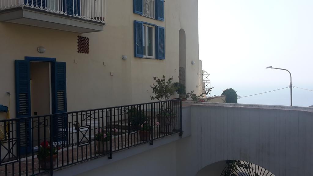 Bed and Breakfast Le Terrazze Di Cristina Vietri Exterior foto
